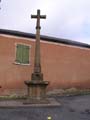11_Croix dans Allières